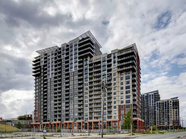 8710 Horton Rd SW #1502, Calgary, AB T2V 0P7