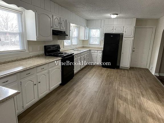 4th image of 1412 W 27th St S