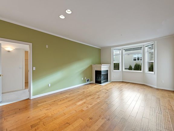 5th image of 122 State St S APT 314E