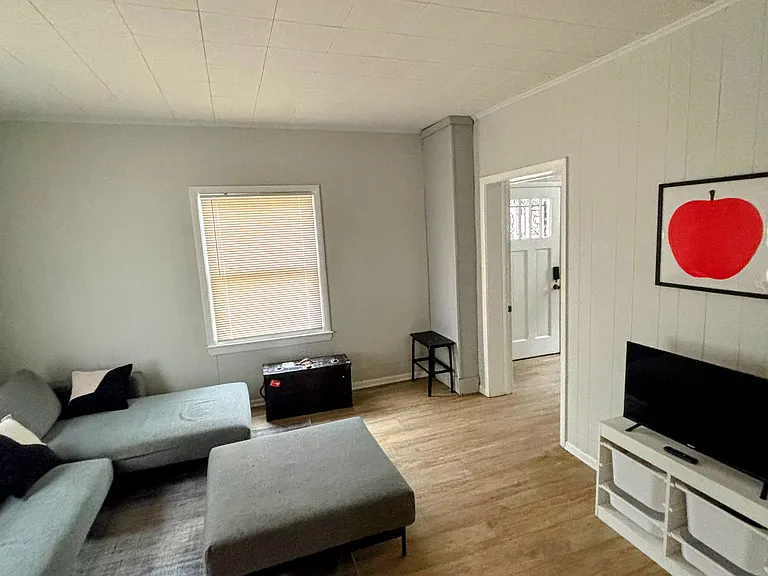 1532 Hamilton Ave NW #4 — Photo 7