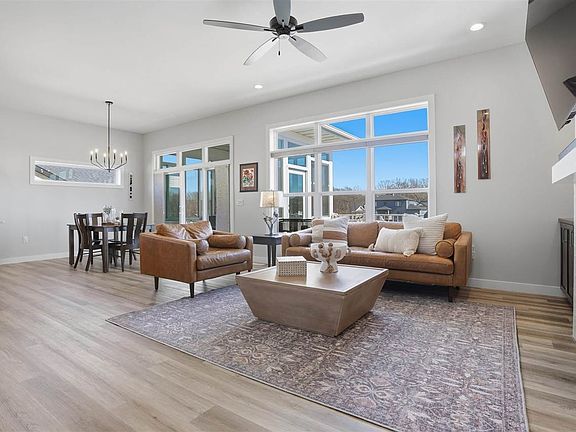4th image of 1288 Kona Cir