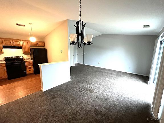 5th image of 5184 Eaglesnest Dr S APT 9