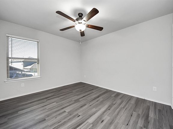 3rd image of 1227 Baja Vista Way