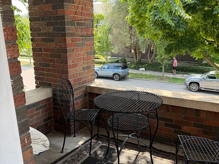 1004 Lakepointe St — Photo 23