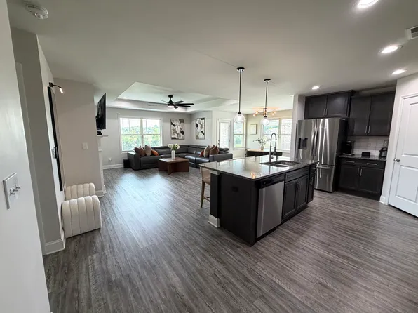 6081 Thorntons Way Cir NW, Huntsville, AL 35810