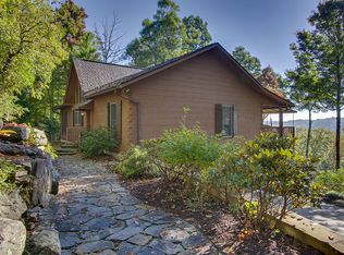 138 E Moytoy Ln, Brevard, NC 28712
