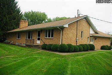 2nd image of 3611 Fairway Dr