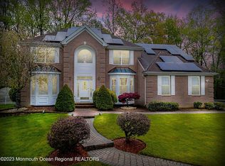 8 Kensington Ct, Jackson, NJ