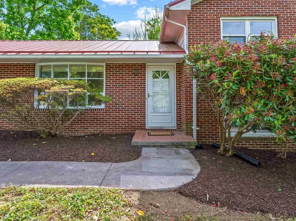 509 Alleghany St, Blacksburg, VA 24060