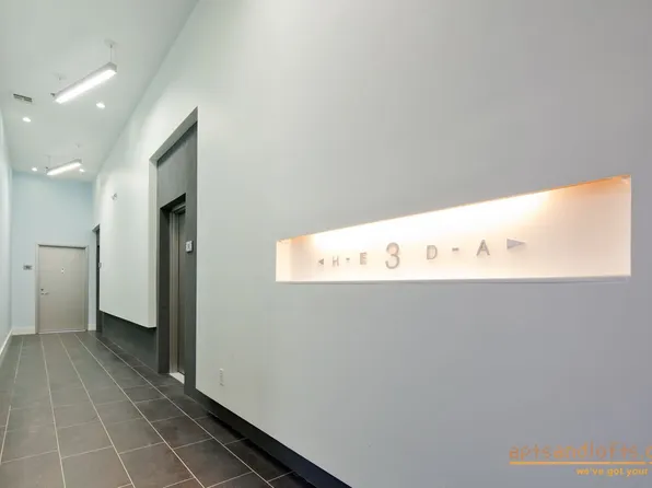 390 Lorimer Street image 1 of 8