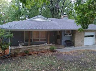 1420 SW Ward Pkwy, Topeka, KS 66604