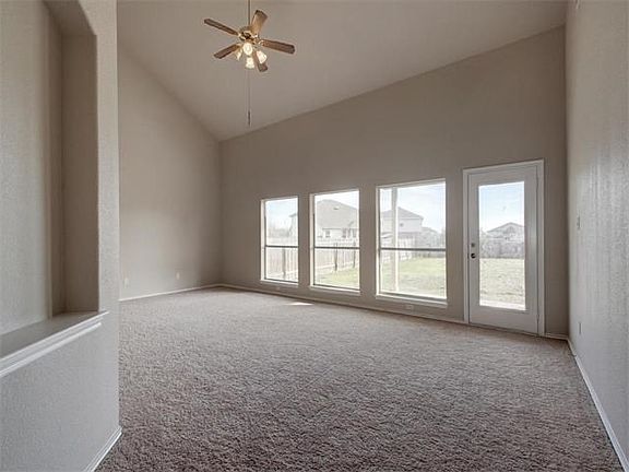 4th image of 4008 Rocky Shore Ln