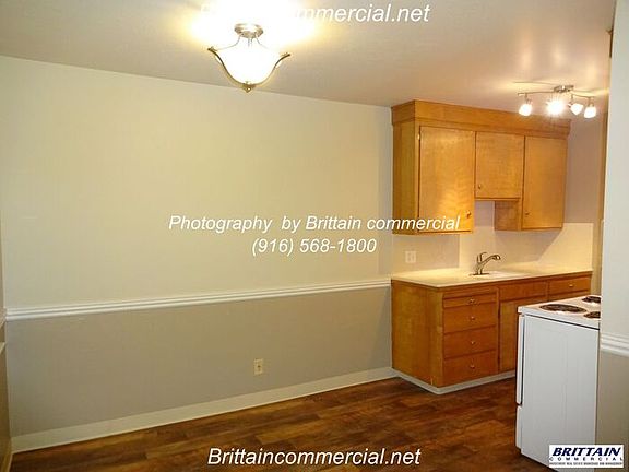 4th image of 5484 Carlson Dr