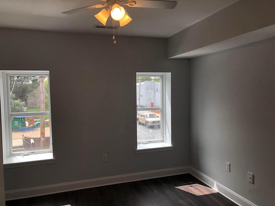 1st image of 801 E 7th St #A