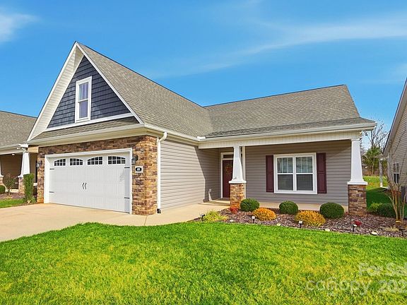 4th image of 870 Wisteria Way