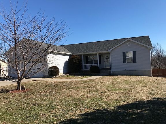 3rd image of 138 Ray Lee Dr