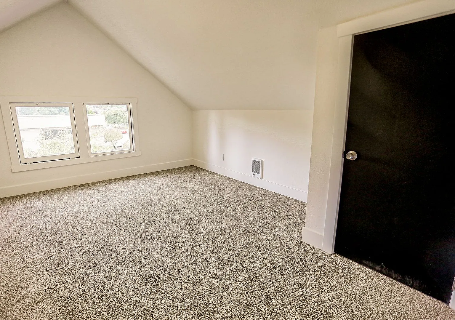 1001 South I St — Photo 1