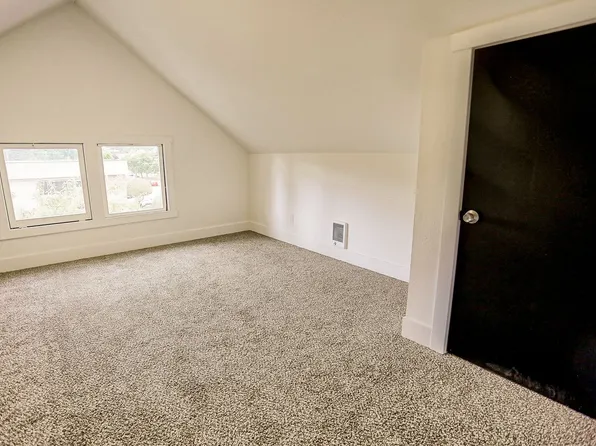 1001 South I St, 1001 S I St #B, Tacoma, WA 98405