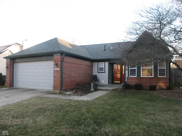 1243 Easton Point Dr, Greenwood, IN 46142