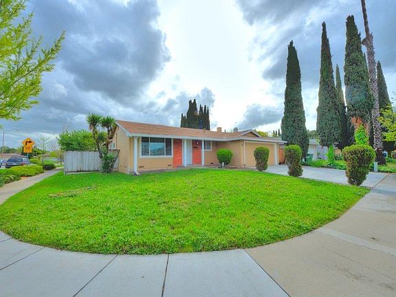 2nd image of 452 Safari Dr