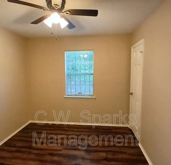 2557 Talco Dr — Photo 24