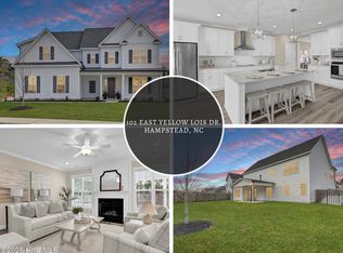 102 E Yellow Lois Drive, Hampstead, NC 28443