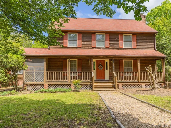 211 Colony Trl, Lanexa, VA 23089