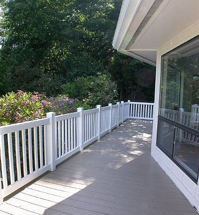 Sunny Deck