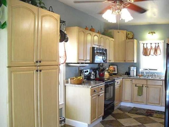 4th image of 43 Gilbert St