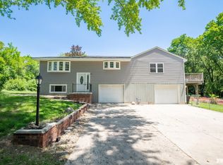4817 E Sandpoint Ln, Chillicothe, IL 61523