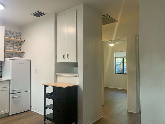 3rd image of 4901 29th Ave S APT 1