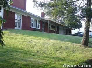 121 Meadow Ln, Spruce Pine, NC 28777