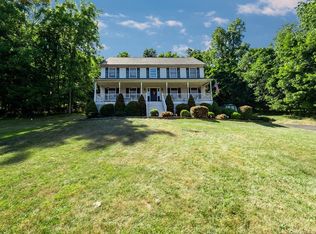 95 Hambletonian Ave, Chester, NY 10918