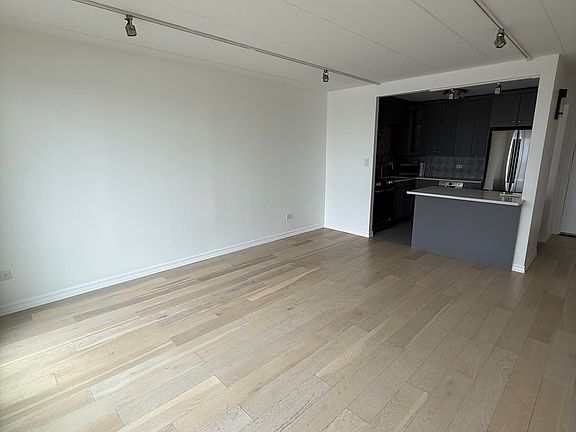 3rd image of 9128 Terrace Dr #6I