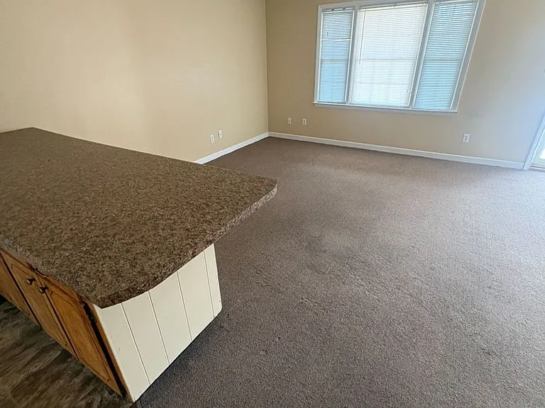 7400 Deep Branch Rd — Photo 2