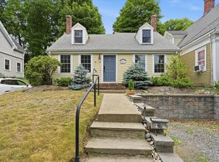 16 West St, Hingham, MA 02043