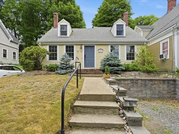 16 West St, Hingham, MA 02043