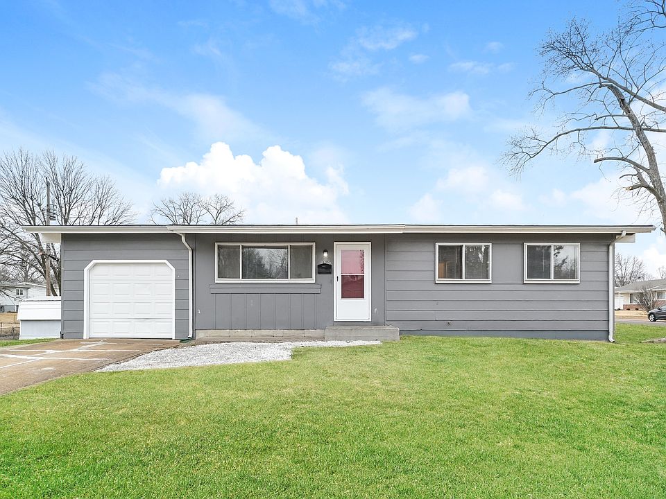 1st image of 1065 Greeley Dr