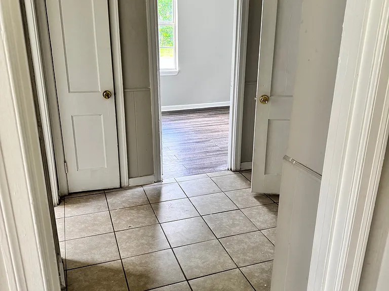 1409 N Dawson St #A — Photo 7