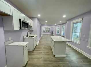 68 Dearborn St, Springfield, MA 01109