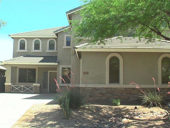 2nd image of 112 W Pasture Canyon Dr