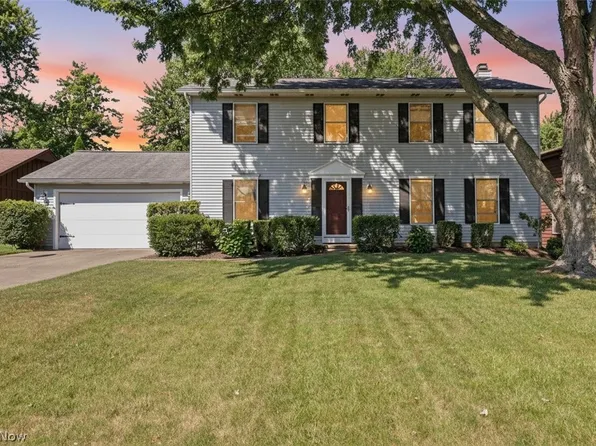 19836 Bennington Dr, Strongsville, OH 44136