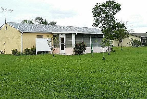 2nd image of 1364 SE Starklake Ct