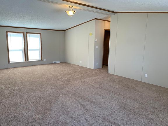 3rd image of 17125 Diane Dr