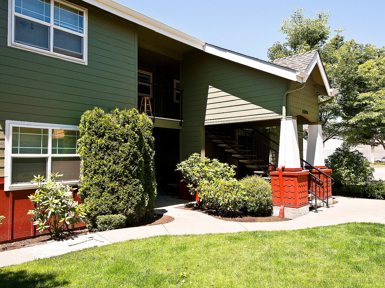 Green Leaf Village — Photo 3