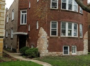 1916 Grove Ave #2, Berwyn, IL 60402