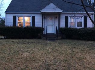 1676 Roselawn Ave, New Albany, IN 47150