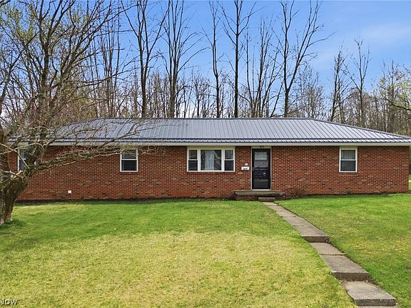 2nd image of 474 Brenda Dr