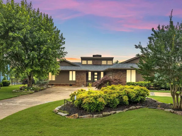 430 Valleybrook Rd, Hixson, TN 37343