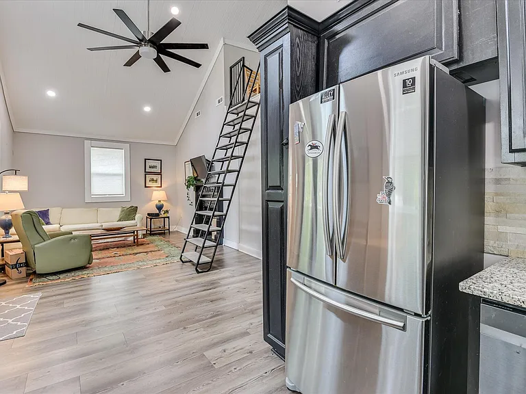 116 Edgefield Ave — Photo 18